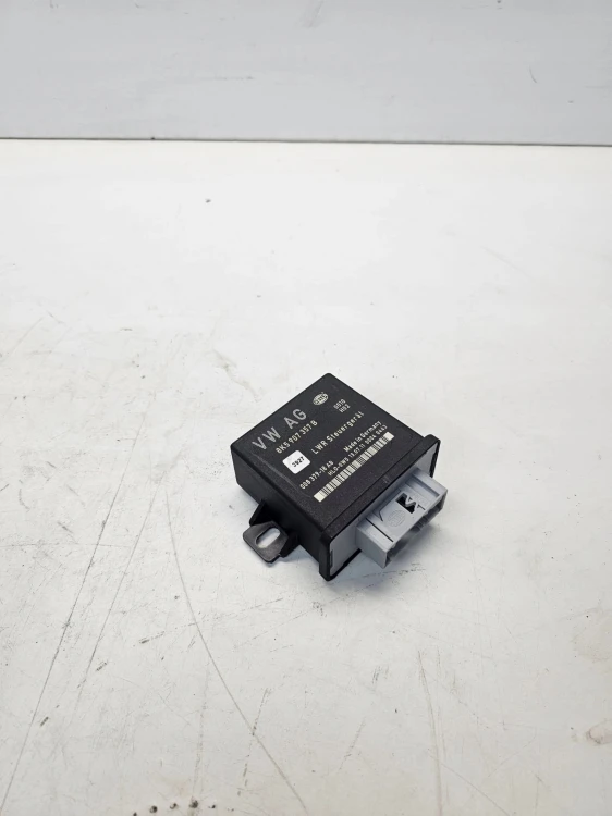 STEROWNIK MODUŁ ŚWIATEŁ AUDI A4 B8 A5 8K5907357B