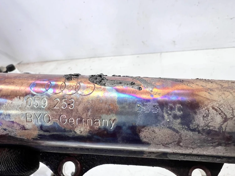 KOLEKTOR WYDECHOWY AUDI Q7 4M 3.0 TDI 059253033CC