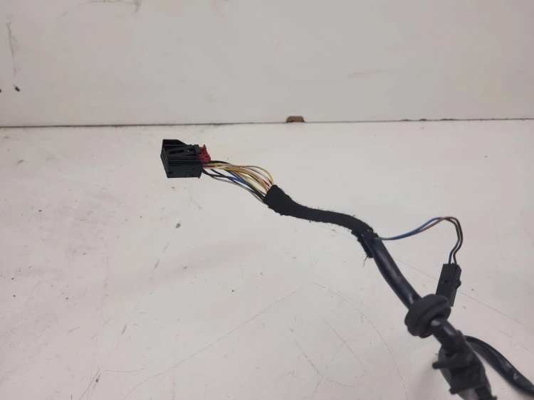 LUSTERKO ZEWNĘTRZNE PRAWE AUDI A7 4G 14+2 PIN EU