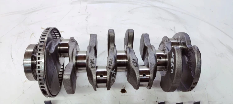 WAŁ KORBOWY AUDI VW SEAT 2.0 TFSI DNF 06LE *33*