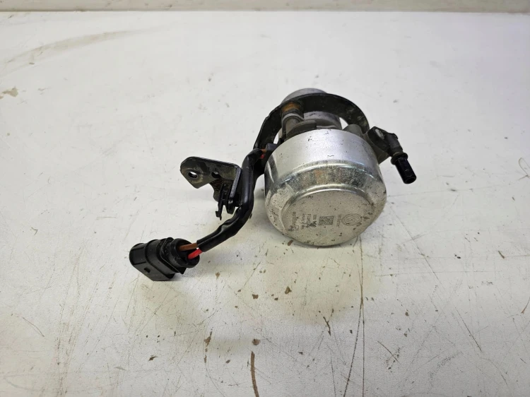POMPA VACUM AUDI Q3 VW SKODA 1.5 TFSI 5Q0612181