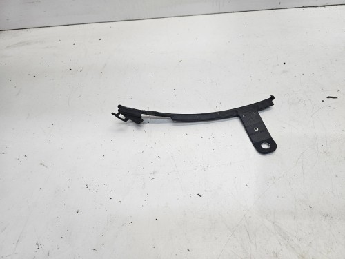 NAKŁADKA KRAWĘDZI NADKOLA PRAWY TYŁ AUDI A3 8Y SPORTBACK 8Y0853818A