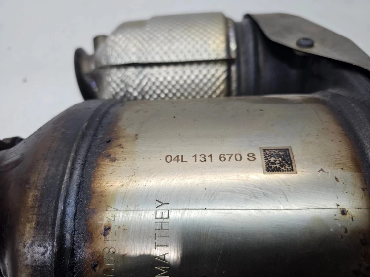FILTR CZĄSTEK KATALIZATOR DPF AUDI A4 B9 A5 Q5 2.0 TDI 04L131765BP 04L166CA