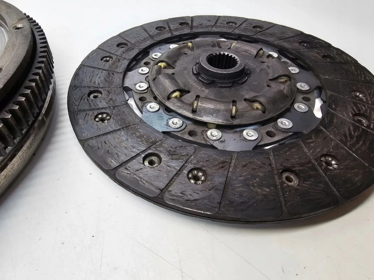 SPRZĘGŁO KOŁO DWUMASOWE DWUMAS AUDI VW SEAT SKODA 2.0 TDI 415058310