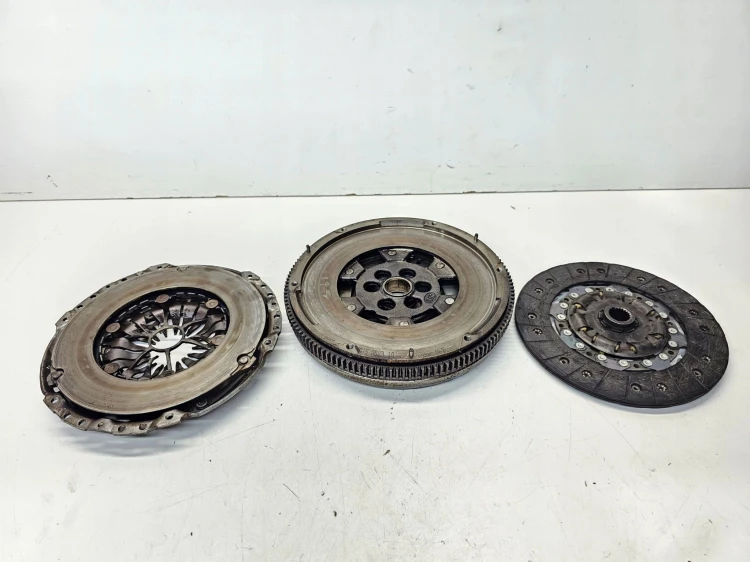 SPRZĘGŁO KOŁO DWUMASOWE DWUMAS AUDI VW SEAT SKODA 2.0 TDI 415058310