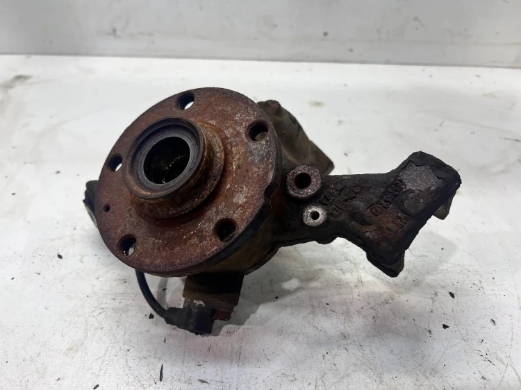 ZWROTNICA PIASTA PRAWY TYŁ AUDI A4 B7 8E0505432AL