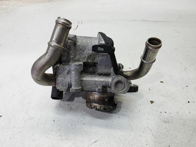 ZAWÓR EGR AUDI VOLKSWAGEN SEAT SKODA 2.0 TDI 04L131501R