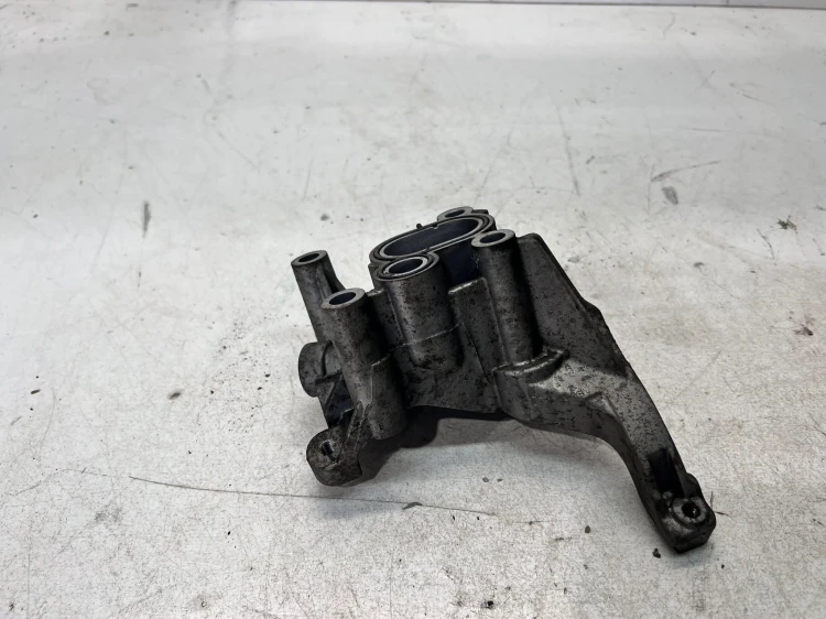 MOCOWANIE ŁAPA SPRĘŻARKI AUDI A6 C7 A7 Q7 4M 059145169BM 059121071DE