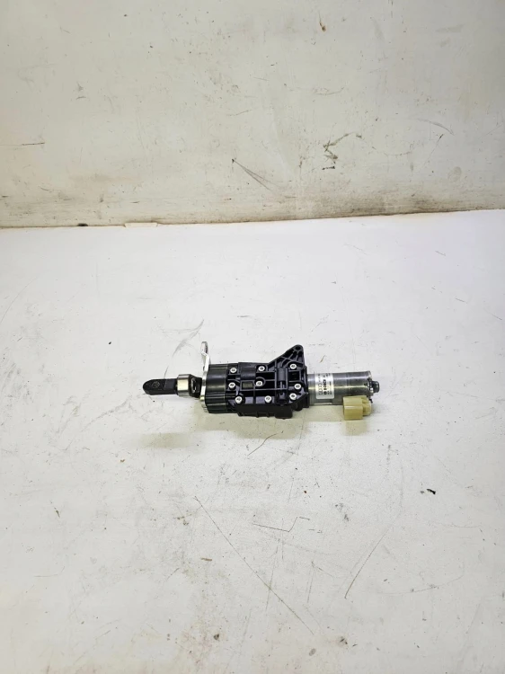 SIŁOWNIK DOCIĄG KLAPY TYŁ AUDI A6 C8 4K9827852B