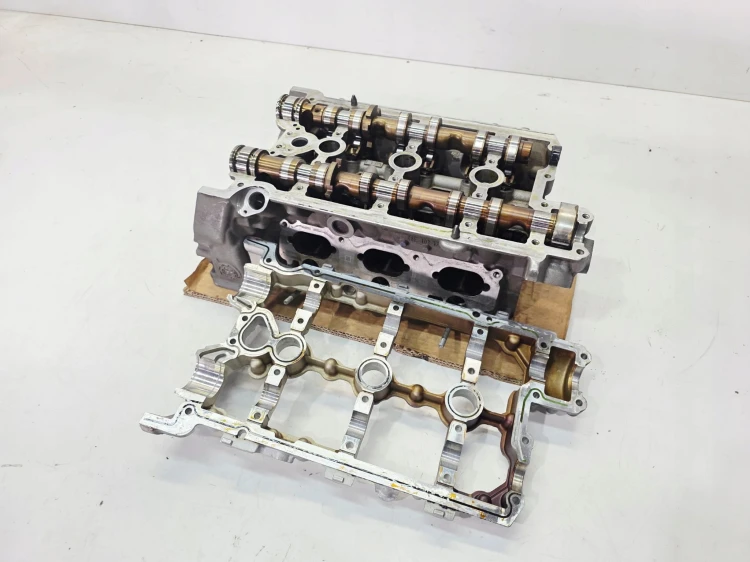 GŁOWICA LEWA KOMPLETNA AUDI A4 B7 A6 C6 3.2 FSI 06E103373E 06E103285D