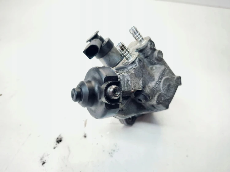 POMPA WTRYSKOWA CR AUDI VOLKSWAGEN SEAT SKODA 2.0 TDI 03L130755 0445010507
