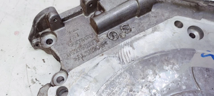 OBUDOWA ROZRZĄDU AUDI A4 B9 A5 8W A6 059103171DG