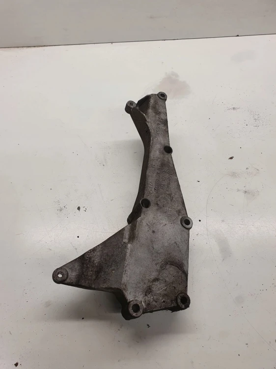 ŁAPA WSPORNIK SILNIKA AUDI A4 B8 A5 03L131159