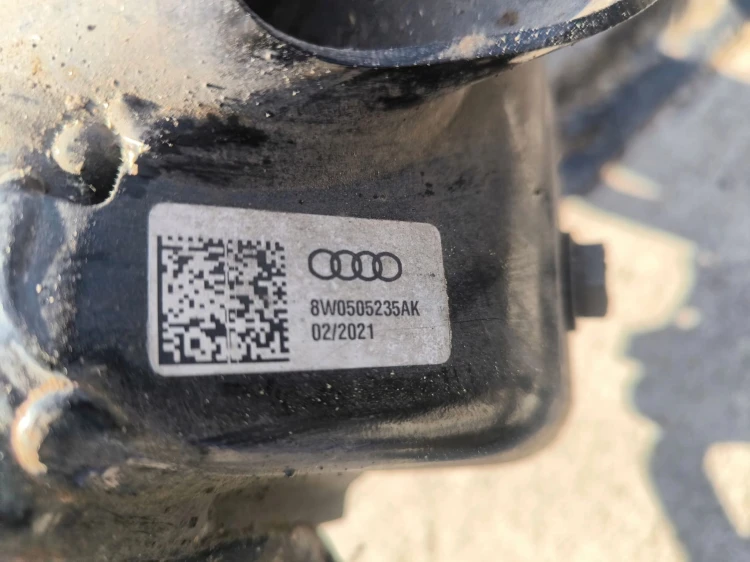 SANKI WÓZEK TYŁ AUDI A4 B9 A5 8W LIFT QUATTRO 8W0505235AK SEDAN AVANT KOMBI