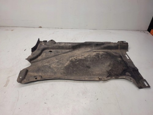 OSŁONA PODWOZIA LEWY TYŁ AUDI A6 C7 4G0825215E *1*