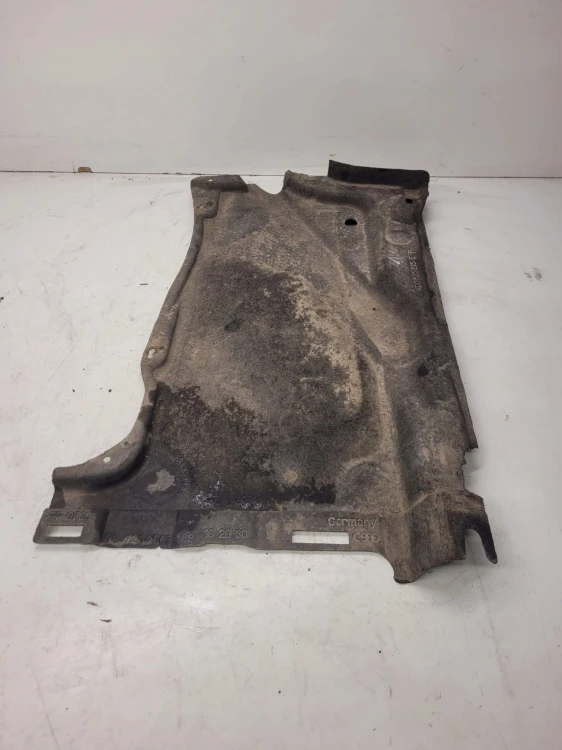 OSŁONA PODWOZIA LEWY TYŁ AUDI A6 C7 4G0825215E *1*