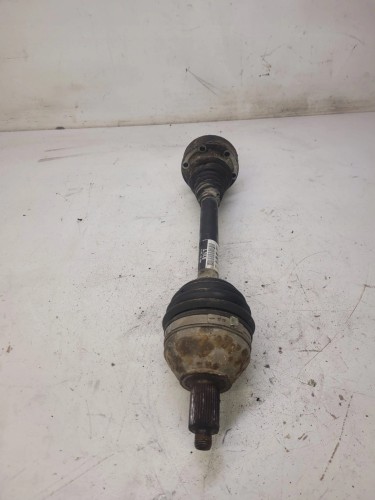 PÓŁOŚ LEWA PRZEDNIA AUDI VW SEAT 6R0407761A