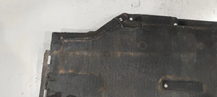 OSŁONA PODWOZIA PRAWA DUŻA AUDI A4 B9 A5 8W 8W0825208