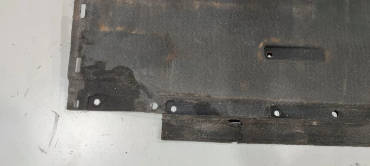 OSŁONA PODWOZIA PRAWA DUŻA AUDI A4 B9 A5 8W 8W0825208