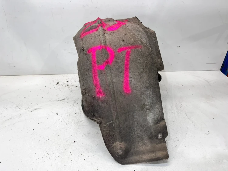 NADKOLE PRAWY TYL AUDI TT 8J 8J0810172D