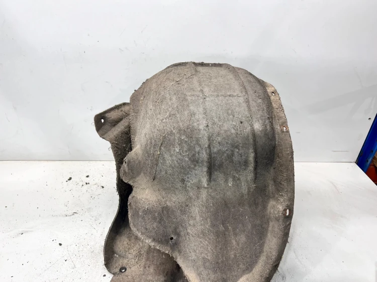NADKOLE PRAWY TYL AUDI TT 8J 8J0810172D