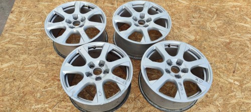 FELGA FELGI AUDI A4 A5 Q5 8J R17 ET39 8R0601025G