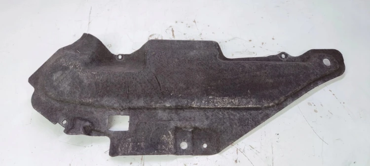 OSŁONA PODWOZIA LEWA AUDI Q7 4M 4M0825285