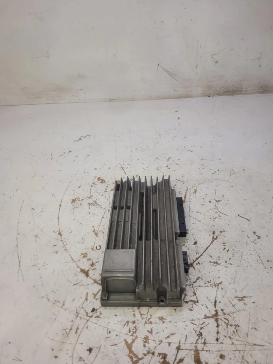 WZMACNIACZ BANG OLUFSEN AUDI A4 A5 Q5 8T1035223