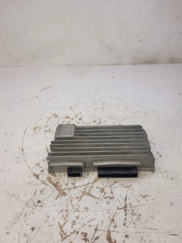 WZMACNIACZ BANG OLUFSEN AUDI A4 A5 Q5 8T1035223