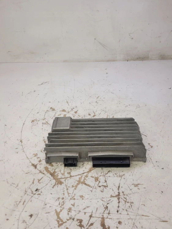 WZMACNIACZ BANG OLUFSEN AUDI A4 A5 Q5 8T1035223