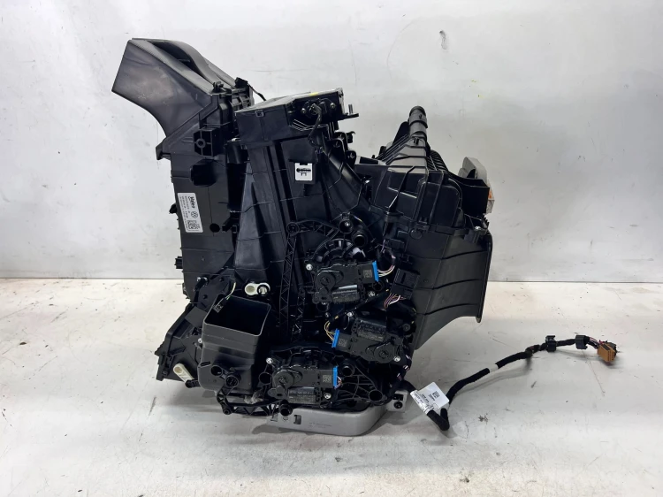 NAGRZEWNICA KOMPLETNA AUDI Q4 E-TRON 1EA820351CB 1EA963581E