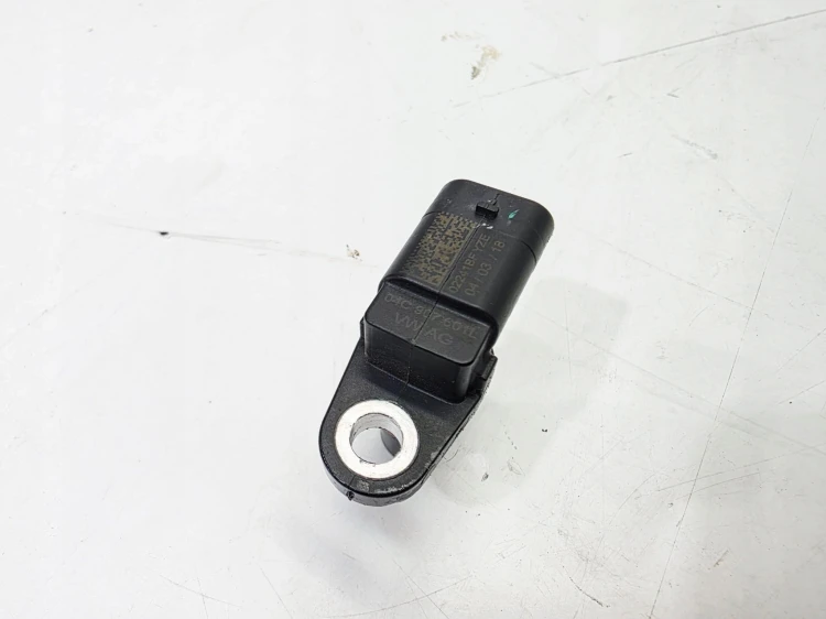 CZUJNIK POŁOŻENIA WAŁKA RZOZRZĄDU AUDI Q5 FY VW SEAT 2.0 TFSI 04C907601L