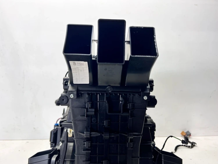 NAGRZEWNICA KOMPLETNA AUDI Q4 E-TRON 1EA820351CB 1EA963581E