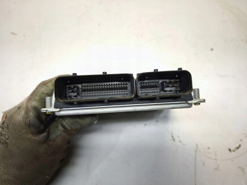 KOMPUTER STEROWNIK SILNIKA AUDI A4 B7 2.0 ALT 8E0909557A