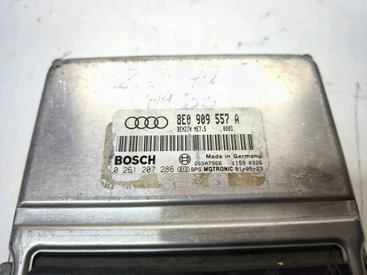 KOMPUTER STEROWNIK SILNIKA AUDI A4 B7 2.0 ALT 8E0909557A