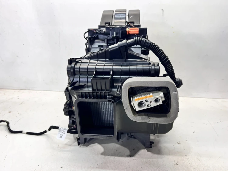 NAGRZEWNICA KOMPLETNA AUDI Q4 E-TRON 1EA820351CB 1EA963581E