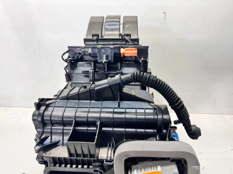 NAGRZEWNICA KOMPLETNA AUDI Q4 E-TRON 1EA820351CB 1EA963581E