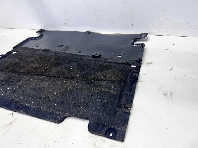 OSŁONA POD SILNIK PŁYTA AUDI Q5 FY 80B863821 40/26