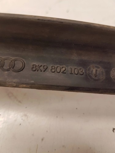 MOCOWANIE WANNY BAGAŻNIKA AUDI A4 B8 8K9802103