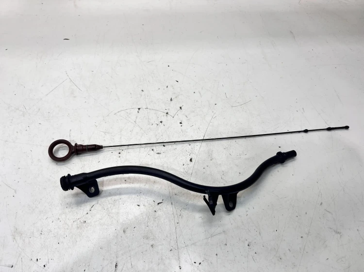 PROWADNICA MIARKA POZIOMU OLEJU AUDI VW SEAT SKODA 03L103634 03L115611