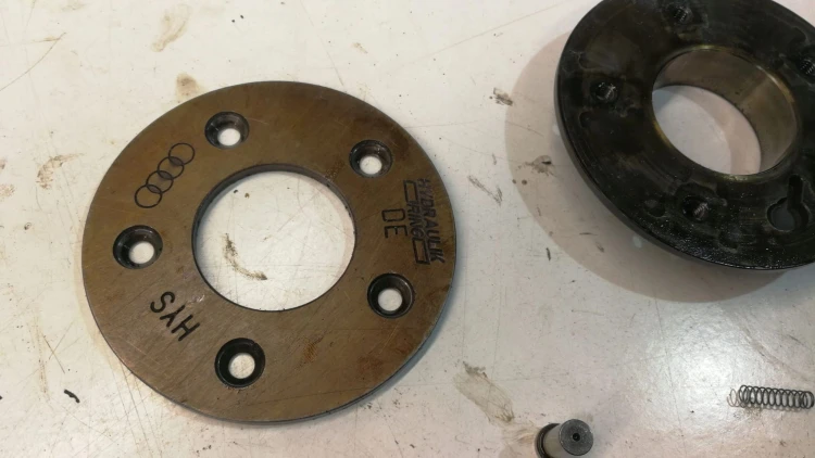 WARIATOR AUDI A3 A4 A6 2.0 TFSI 06F109088B USZK *1