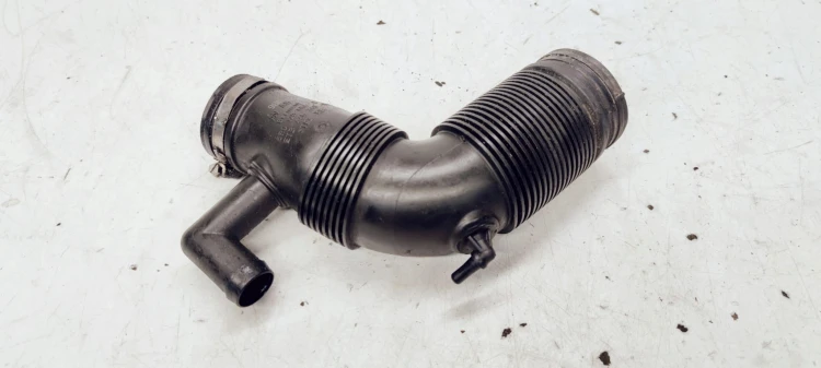 RURA SSĄCA POWIETRZA AUDI VW SEAT 6R0129654C