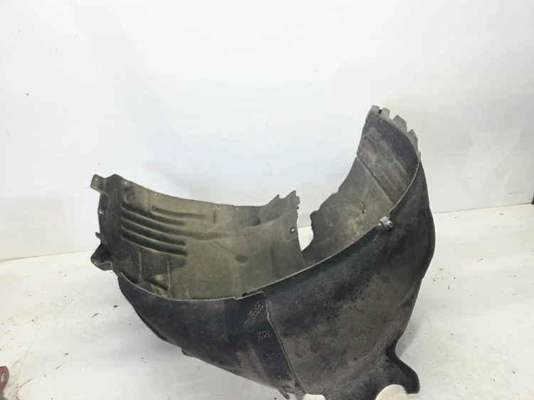 NADKOLE MATERIAOWE PRAWY PRZÓD AUDI A6 C8 4K0821172