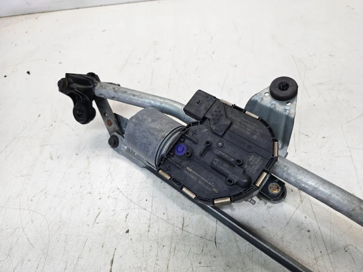 MECHANIZM WYCIERACZEK AUDI A3 8V 8V2955119C
