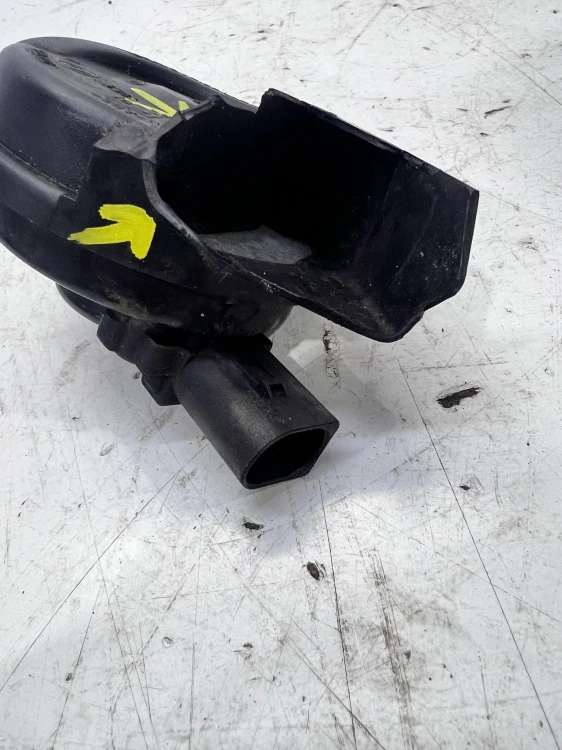 KLAKSON SYGNAŁ LOW AUDI A6 C7 A7 A8 4H0951221