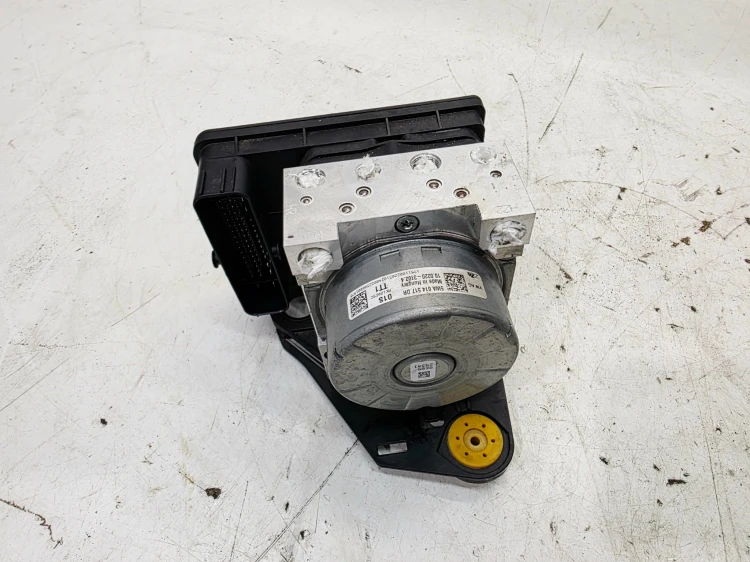 POMPA HAMULCOWA + STEROWNIK ABS ESP AUDI A3 8Y VOLKSWAGEN SEAT 5WA614517DR
