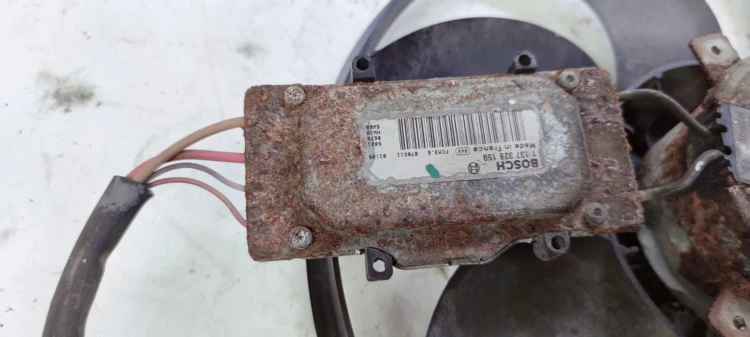 WENTYLATOR CHŁODNICY AUDI A6 C6 3.0 TDI 4F0959455D