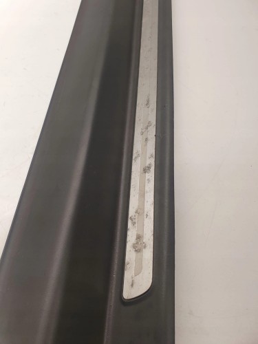 NAKŁADKA LISTWA PROGOWA AUDI TT 8J 8J0853491E