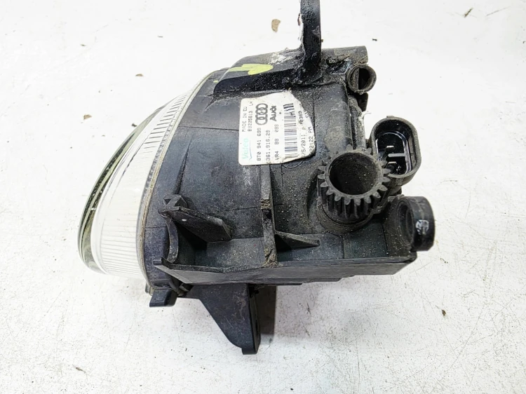 HALOGEN LEWY PRZÓD AUDI A4 B8 A5 8T 8T0941699 2/26