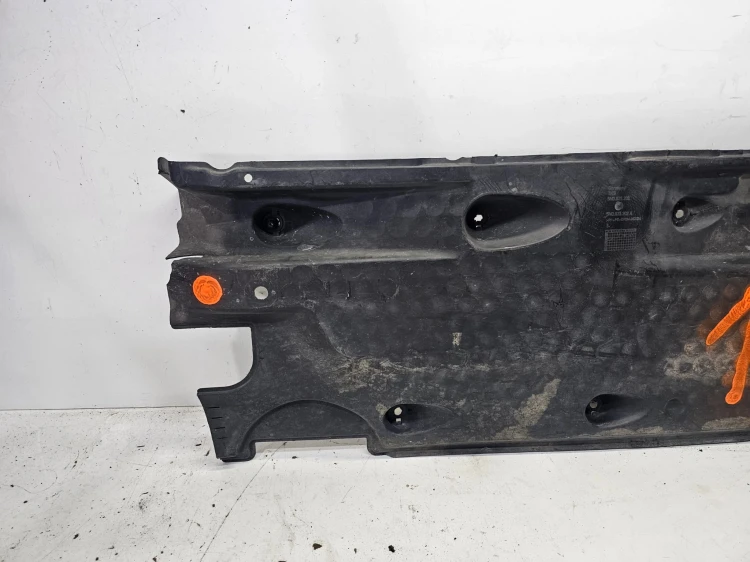 OSŁONA PŁYTA PODWOZIA PRAWA DUŻA VOLKSWAGEN TIGUAN 5N0825202A